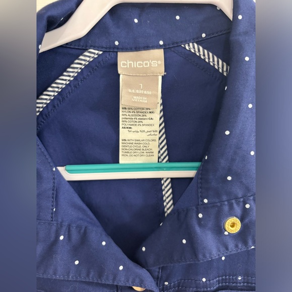 Chico’s Women’s Polka Dot Jacket in Navy Size 1 Never Worn - Picture 2 of 3